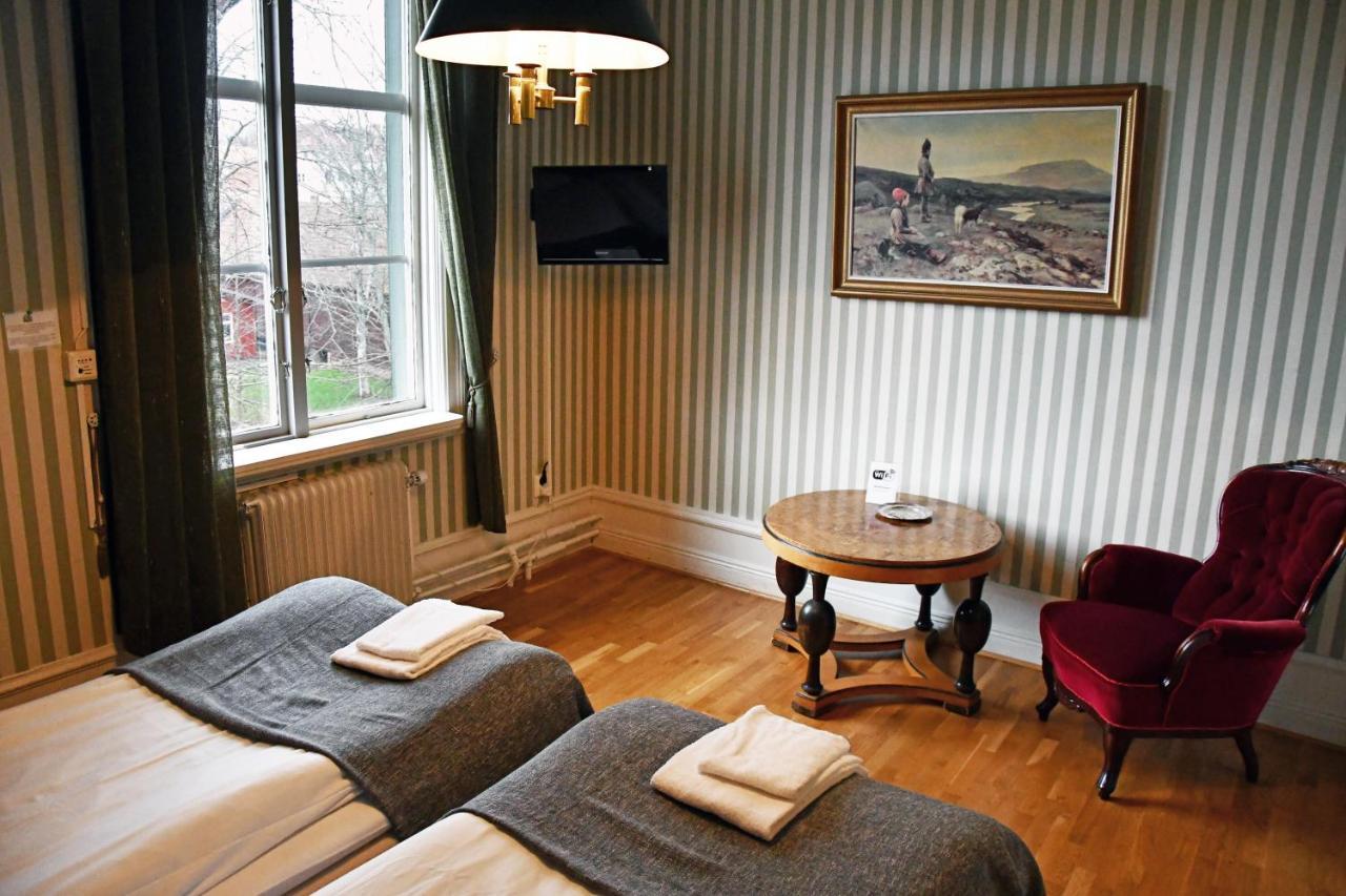 Kisa Waerdshus & Hotell Екстер'єр фото